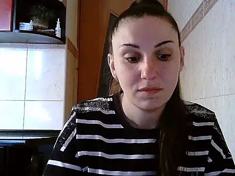 Snapshot of Yuliia30 chatting on 19, 4, 2026 Yuliia30 online show from 19, 4, 2026