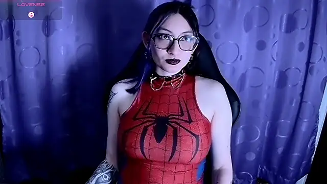 Kimlennox  online show from 23, 1, 2025