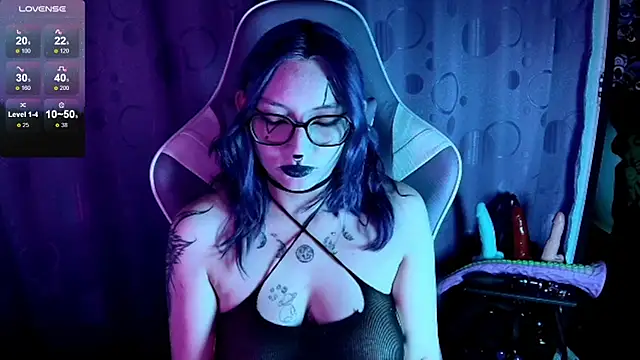 Kimlennox  online show from 29, 9, 2025