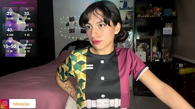 Snapshot of B0nnie_H0ney chatting on 17, 1, 2025 B0nnie H0ney online show from 17, 1, 2025