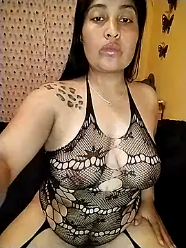 ConyPeralta online show from 28, 2, 2025