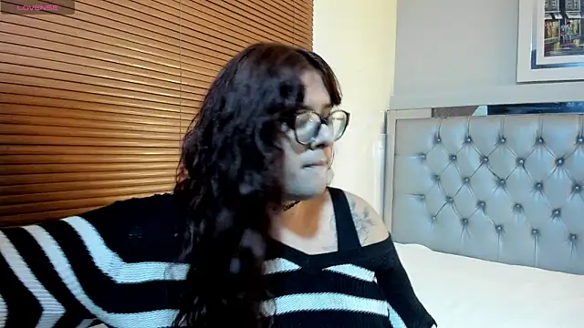 Snapshot of kathepickmanx chatting on 3, 6, 2026 kathepickmanx online show from 3, 6, 2026