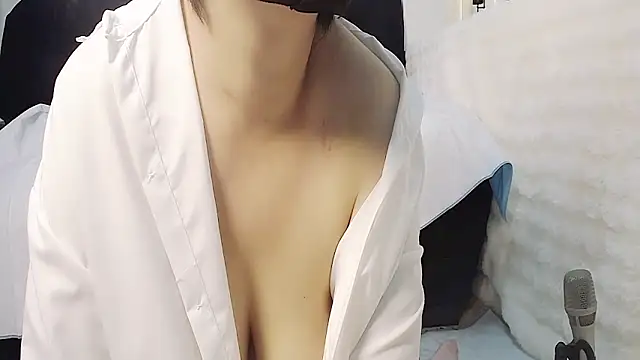 Hey-Cute online show from 15, 1, 2025