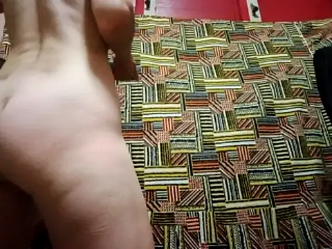 Snapshot of Zuzell_Sweet chatting on 28, 10, 2025 Zuzell Sweet online show from 28, 10, 2025