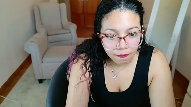 SelenaBlumX online show from 25, 1, 2025