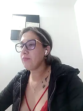 CHARLOTTE 1711 online show from 26, 2, 2025