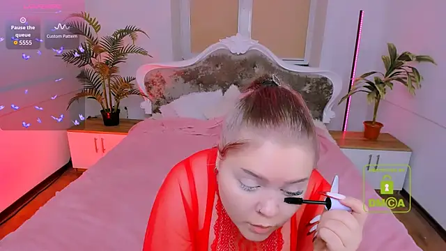 Erica  Alta online show from 25, 10, 2025