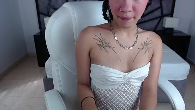 ilitzy cardona online show from 17, 2, 2025