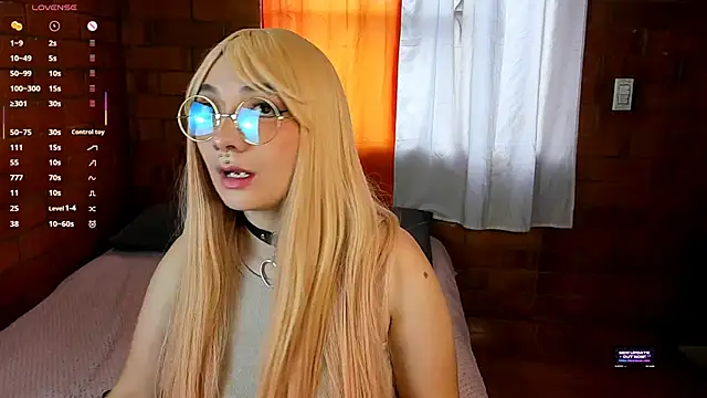 Snapshot of Annycolin_ chatting on 9, 3, 2025 Annycolin online show from 9, 3, 2025