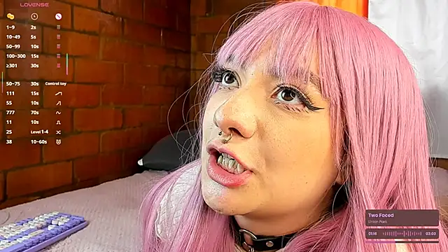 Snapshot of Annycolin_ chatting on 10, 3, 2025 Annycolin online show from 10, 3, 2025