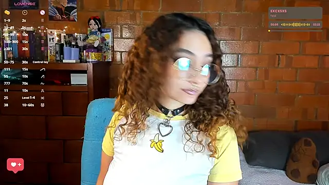 Snapshot of Annycolin_ chatting on 3, 10, 2025 Annycolin online show from 3, 10, 2025