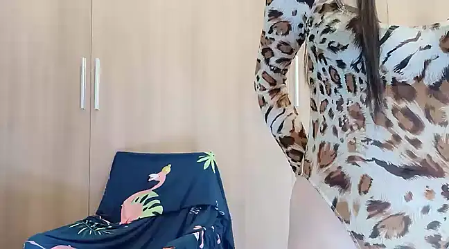 Lush-Office online show from 8, 3, 2025