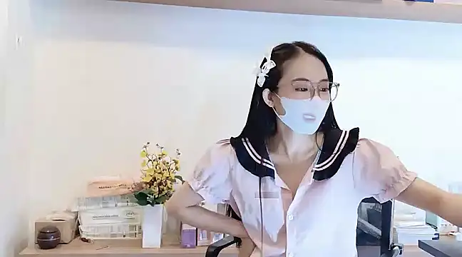 Lush-Office online show from 14, 3, 2025