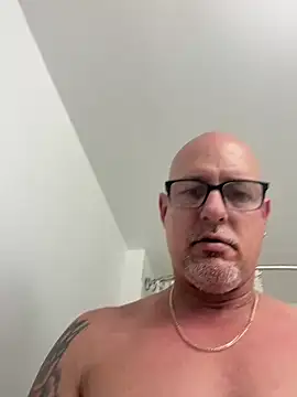 Snapshot of carlospingalinda chatting on 8, 2, 2025 carlospingalinda online show from 8, 2, 2025