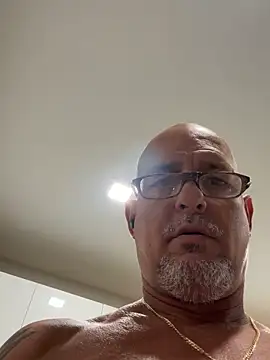 Snapshot of carlospingalinda chatting on 16, 9, 2025 carlospingalinda online show from 16, 9, 2025