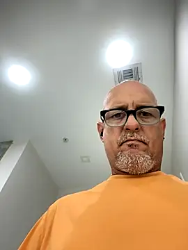 Snapshot of carlospingalinda chatting on 1, 10, 2025 carlospingalinda online show from 1, 10, 2025
