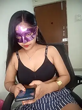Snapshot of Babbyy_doll chatting on 4, 3, 2025 Babbyy doll online show from 4, 3, 2025