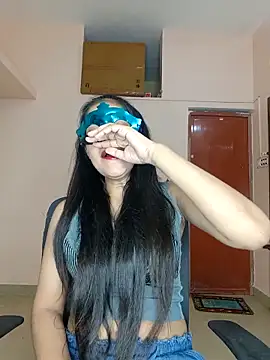 Snapshot of Babbyy_doll chatting on 12, 9, 2025 Babbyy doll online show from 12, 9, 2025
