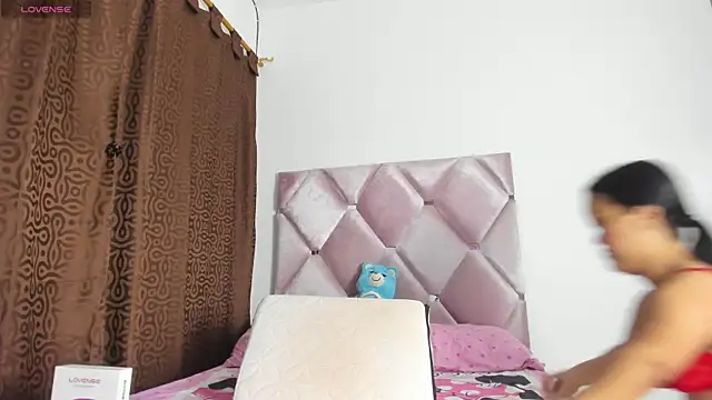 AnieRey online show from 11, 10, 2025