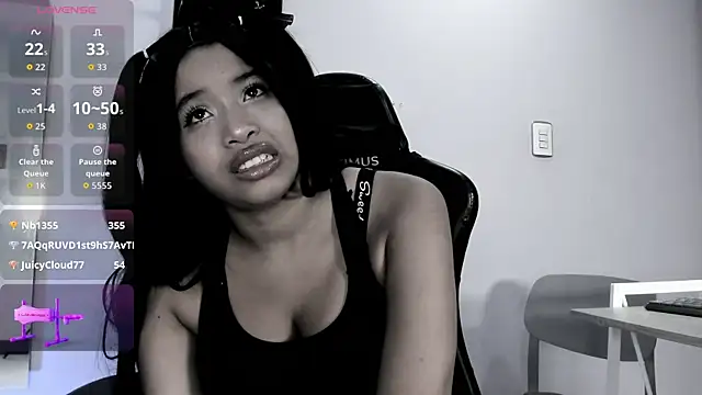 Snapshot of BrigitteRoy_ chatting on 15, 7, 2026 BrigitteRoy online show from 15, 7, 2026