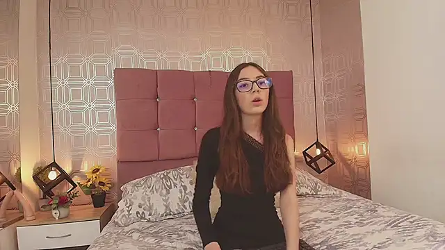 victoriapalmerfg online show from 26, 2, 2025