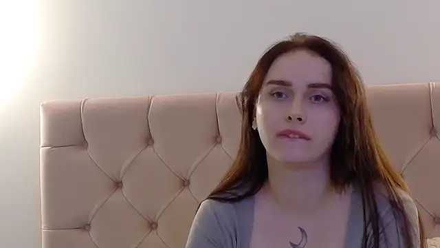 Snapshot of Lilliana_Moon chatting on 28, 1, 2025 Lilliana Moon online show from 28, 1, 2025