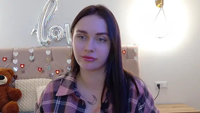 Snapshot of Lilliana_Moon chatting on 25, 2, 2025 Lilliana Moon online show from 25, 2, 2025