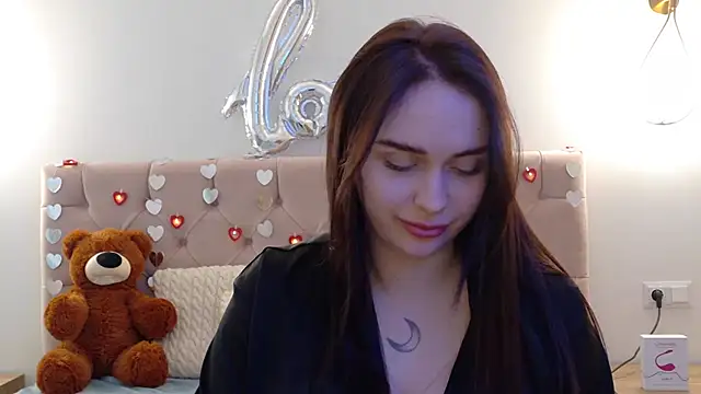 Snapshot of Lilliana_Moon chatting on 26, 2, 2025 Lilliana Moon online show from 26, 2, 2025