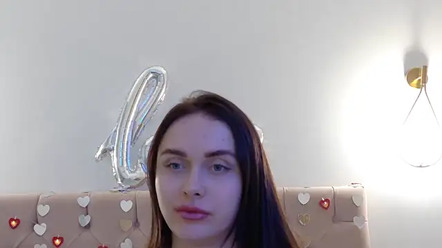 Snapshot of Lilliana_Moon chatting on 27, 2, 2025 Lilliana Moon online show from 27, 2, 2025