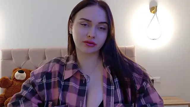 Snapshot of Lilliana_Moon chatting on 19, 3, 2025 Lilliana Moon online show from 19, 3, 2025