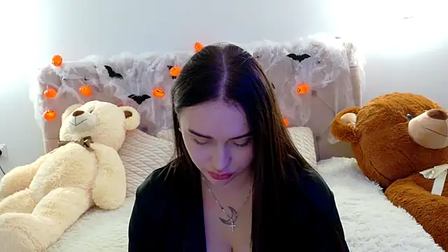 Snapshot of Lilliana_Moon chatting on 4, 11, 2025 Lilliana Moon online show from 4, 11, 2025