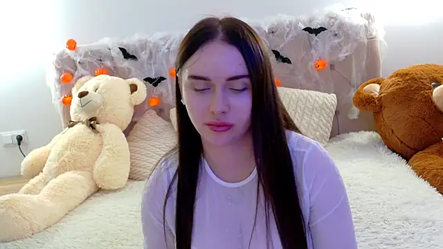 Snapshot of Lilliana_Moon chatting on 7, 11, 2025 Lilliana Moon online show from 7, 11, 2025