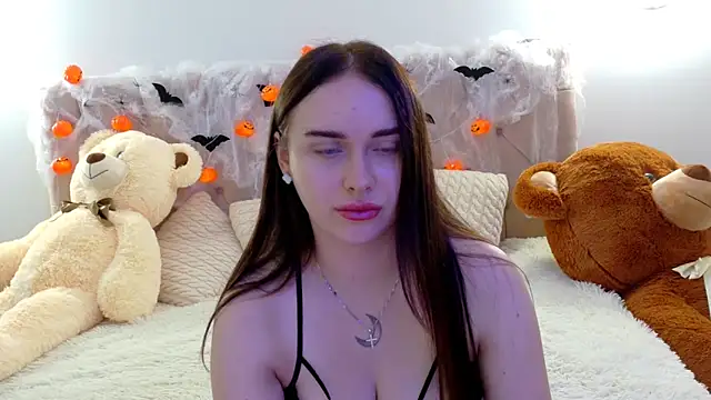 Snapshot of Lilliana_Moon chatting on 8, 11, 2025 Lilliana Moon online show from 8, 11, 2025