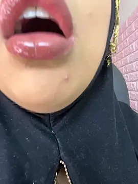 zahra Jalid online show from 4, 2, 2026