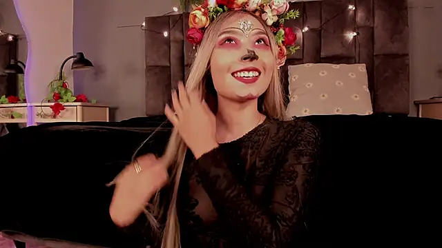 SabrinaSpell  online show from 1, 11, 2025