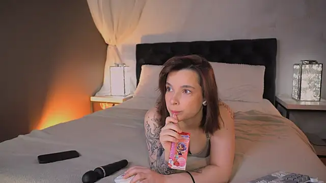 Bella Alita online show from 23, 10, 2025