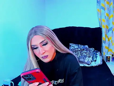 Georgina Giio online show from 9, 11, 2025