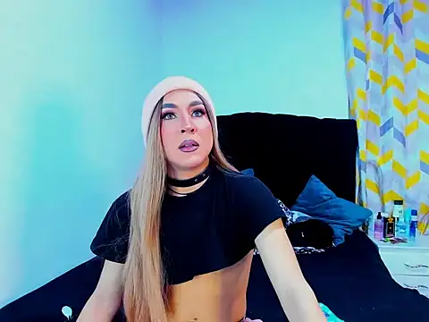 Georgina Giio online show from 1, 12, 2025