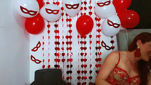 sweethoneytsx online show from 20, 9, 2025