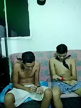 Snapshot of Latinos_2001 chatting on 25, 1, 2025 Latinos 2001 online show from 25, 1, 2025