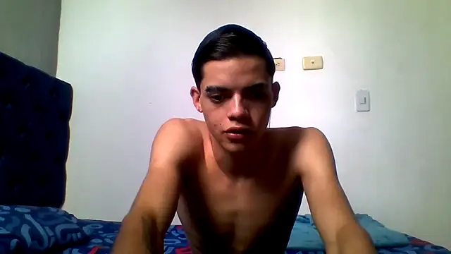 Latinos 2001 online show from 27, 5, 2026