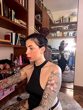 Snapshot of Dancing_wmyselF_ chatting on 19, 9, 2025 Dancing wmyselF online show from 19, 9, 2025