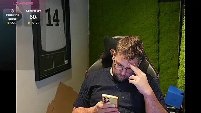 justinitt online show from 2, 12, 2025