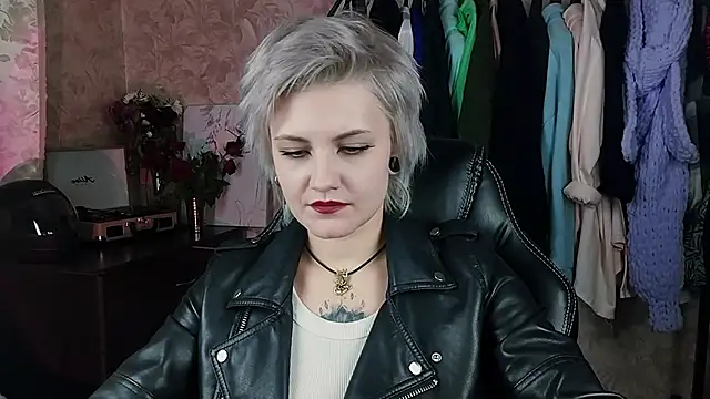 Snapshot of EvaBrownie chatting on 28, 1, 2025 EvaBrownie online show from 28, 1, 2025