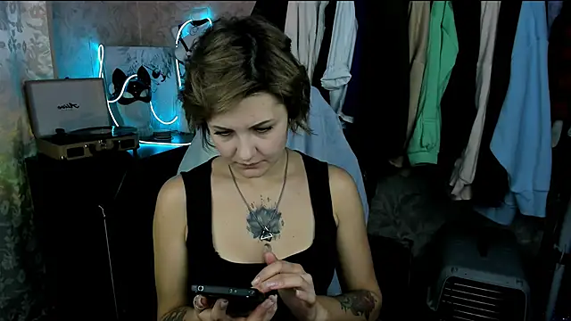 Snapshot of EvaBrownie chatting on 18, 9, 2025 EvaBrownie online show from 18, 9, 2025