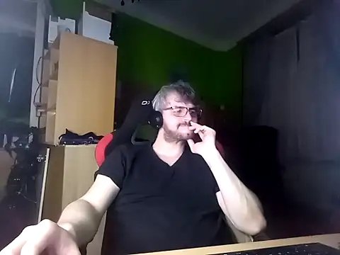 stary-w-kalesonach online show from 9, 2, 2025