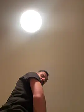 Snapshot of derbyo chatting on 5, 2, 2025 derbyo online show from 5, 2, 2025