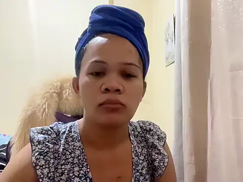 Snapshot of SophiaCourthaway chatting on 12, 6, 2026 SophiaCourthaway online show from 12, 6, 2026