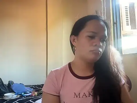 Snapshot of SophiaCourthaway chatting on 15, 6, 2026 SophiaCourthaway online show from 15, 6, 2026