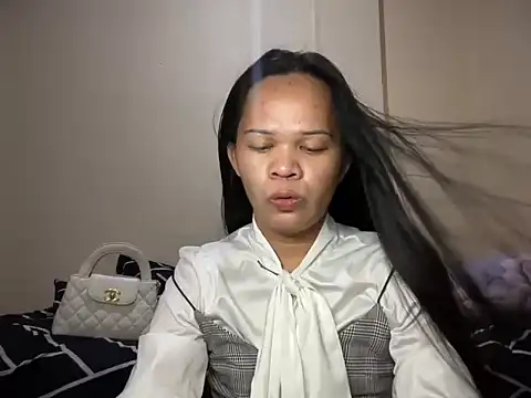 Snapshot of SophiaCourthaway chatting on 26, 6, 2026 SophiaCourthaway online show from 26, 6, 2026